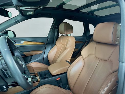 Used 2023 Audi Q5 2.0T Premium Plus w/ Premium Plus Package image 8