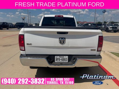 Used 2016 RAM 1500 Classic SLT RWD image 9
