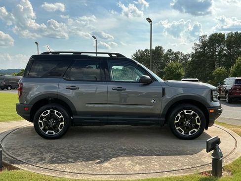 Used 2022 Ford Bronco Sport Outer Banks AWD/4WD image 8