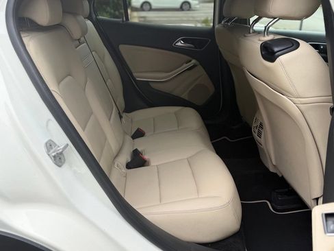 Used 2016 Mercedes-Benz GLA 250 image 18