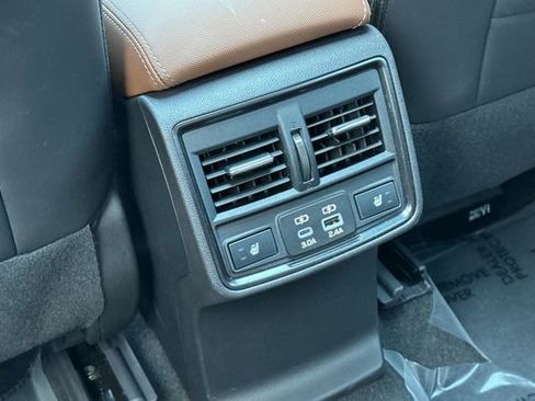 Used 2026 Subaru Forester Touring AWD/4WD image 14