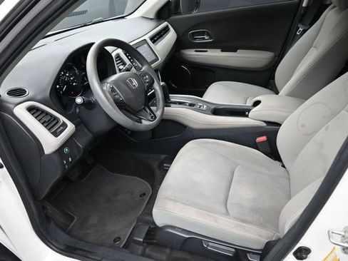 Used 2020 Honda HR-V EX image 17