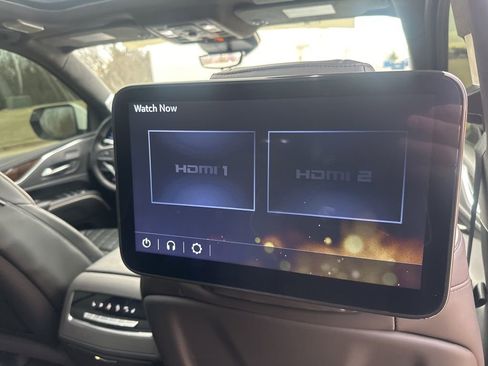 Used 2024 Cadillac Escalade Premium Luxury Platinum image 47