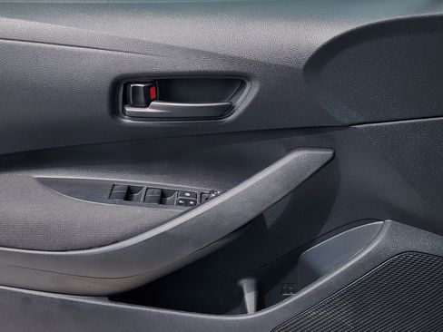 Used 2024 Toyota Corolla LE FWD image 24