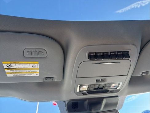 Used 2024 Ford F250 Lariat w/ Lariat Ultimate Package image 35