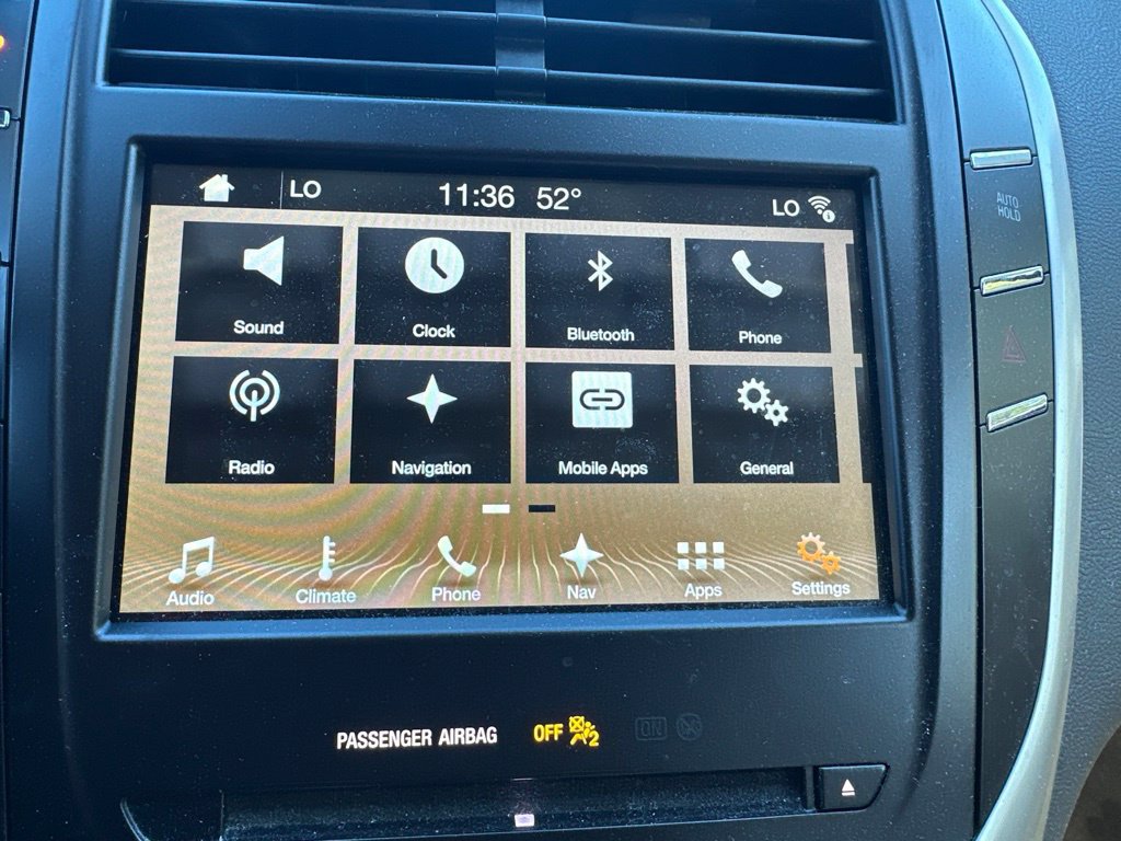 Used 2018 Lincoln MKC Select w/ Select Plus Package AWD/4WD image 22