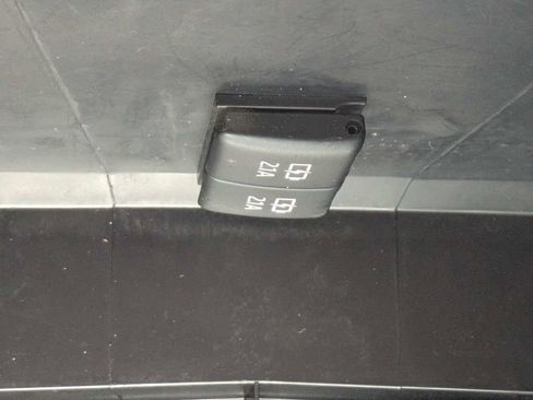 Used 2019 Toyota Tacoma SR5 image 25