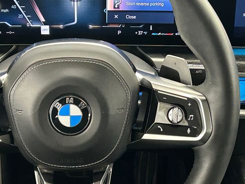 Used 2023 BMW 760i xDrive image 13