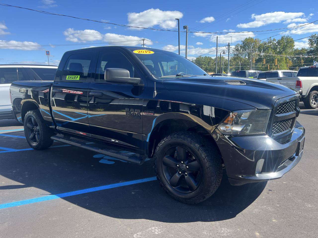 Used 2019 RAM 1500 Express w/ Wheel & Sound Group AWD/4WD image 3