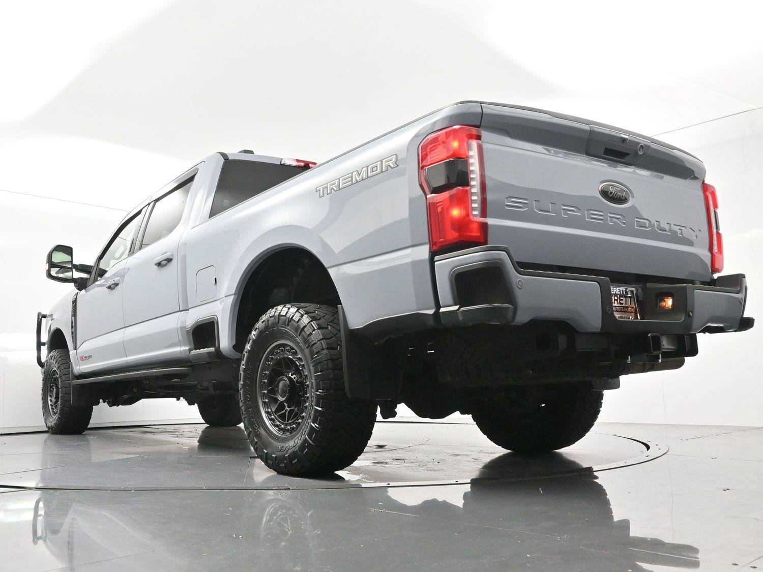 Used 2024 Ford F250 Lariat w/ Lariat Ultimate Package AWD/4WD image 51