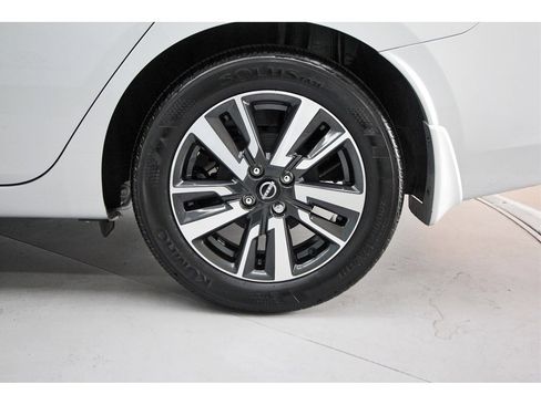 Used 2025 Nissan Versa SV w/ Trunk Package image 26