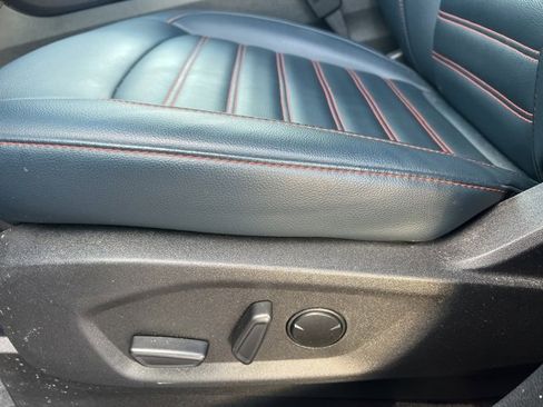 Used 2023 Ford Edge SEL w/ Sport Appearance Package image 24