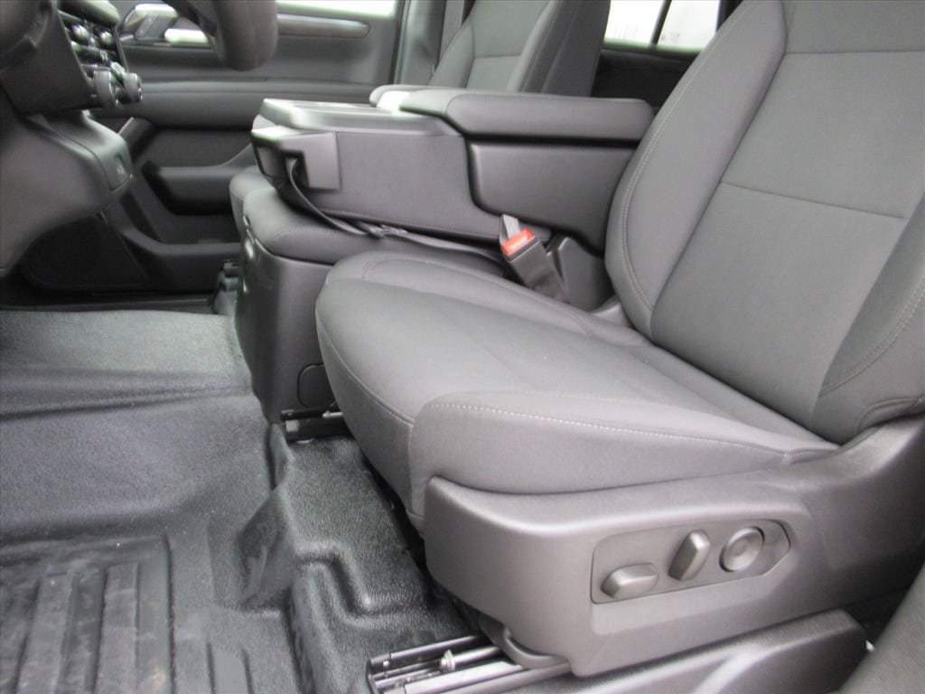 New 2025 Chevrolet Tahoe 2WD image 17
