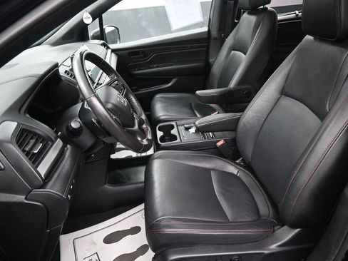 Used 2025 Honda Odyssey Sport-L image 21