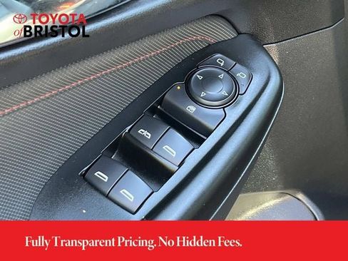 Used 2024 Chevrolet TrailBlazer RS w/ Driver Confidence Package FWD image 26