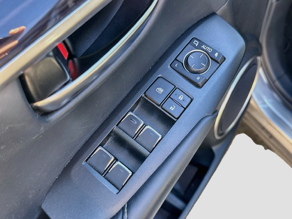 Used 2018 Lexus NX 300 AWD w/ Luxury Package image 12