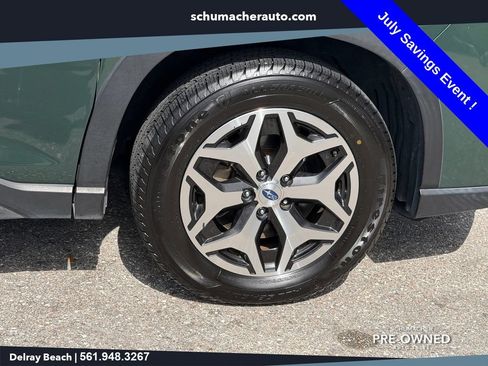 Used 2023 Subaru Forester Premium AWD/4WD image 9