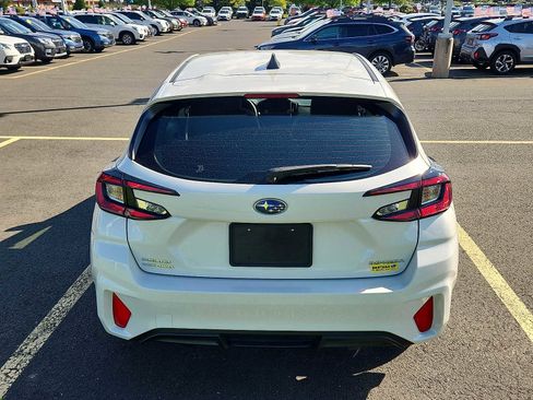 Certified 2025 Subaru Impreza 2.0i AWD/4WD image 5