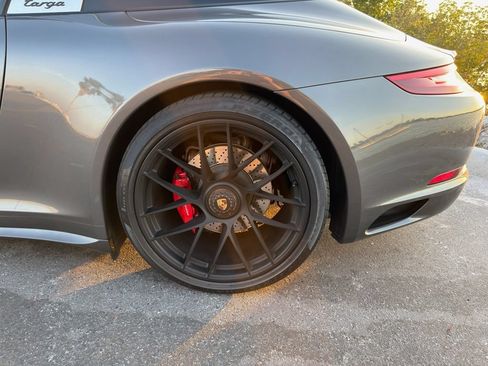 Used 2019 Porsche 911 Targa 4 GTS AWD/4WD image 40