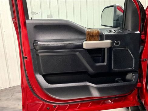 Used 2020 Ford F150 Lariat w/ Equipment Group 502A Luxury AWD/4WD image 23