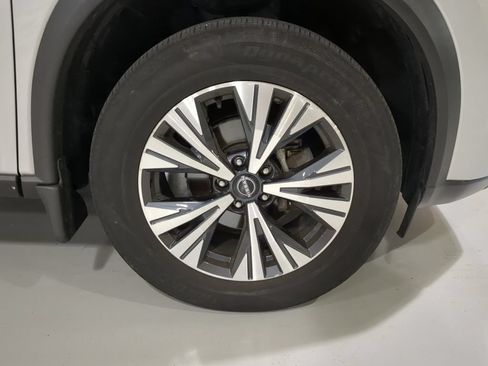 Used 2023 Nissan Rogue SV w/ SV Premium B Package AWD/4WD image 6