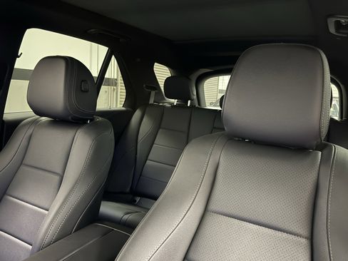 Used 2025 Mercedes-Benz GLE 450e 4MATIC image 21