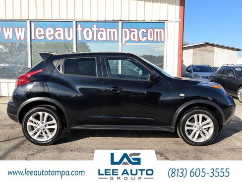 Used 2014 Nissan Juke SV w/ Navigation Package image 2