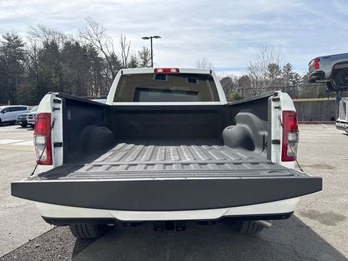 Used 2024 RAM 2500 Big Horn w/ Night Edition AWD/4WD image 13