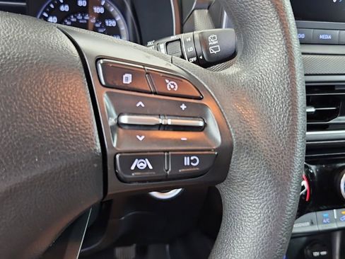 Used 2023 Hyundai Kona SEL AWD/4WD image 12