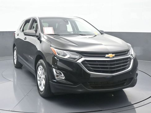 Used 2020 Chevrolet Equinox LS image 9