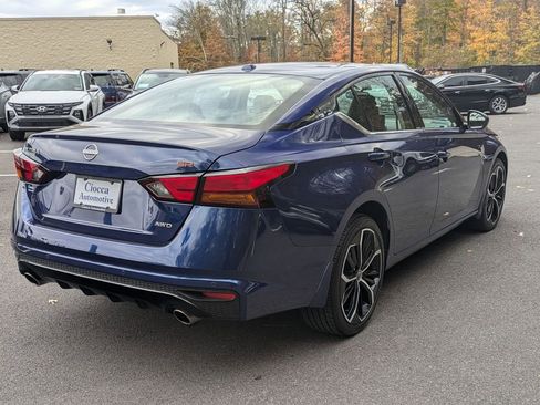 Used 2024 Nissan Altima 2.5 SR w/ SR Premium Package image 5