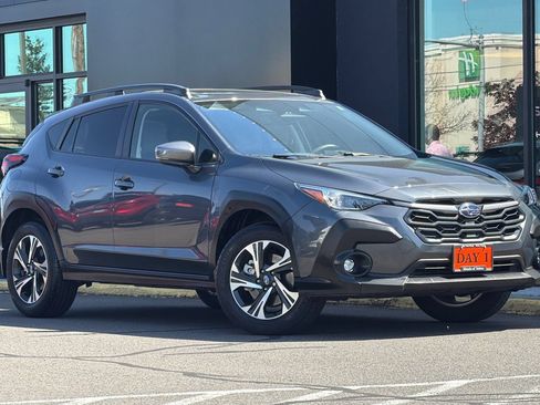 Used 2024 Subaru Crosstrek 2.0i Premium AWD/4WD image 2
