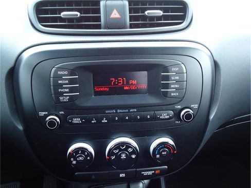 Used 2016 Kia Soul image 20