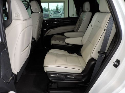 Certified 2023 Cadillac Escalade Sport w/ Touring Package AWD/4WD image 20