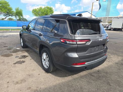Used 2023 Jeep Grand Cherokee L Laredo RWD image 6