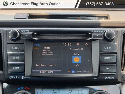Used 2017 Toyota RAV4 XLE AWD/4WD image 31