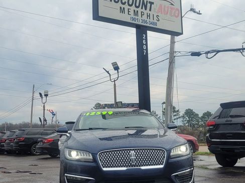 Used 2017 Lincoln MKZ Premiere image 3