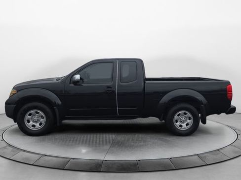 Used 2021 Nissan Frontier S w/ S Utility Package image 2