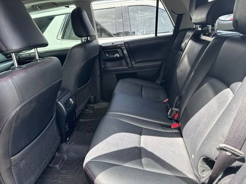 Used 2019 Toyota 4Runner TRD Off-Road Premium AWD/4WD image 9