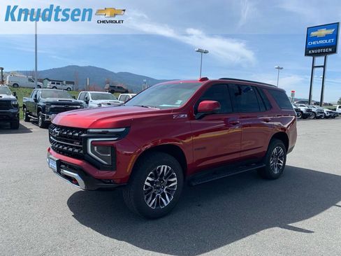 Used 2026 Chevrolet Tahoe Z71 w/ Comfort Package image 3