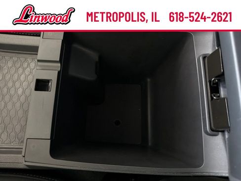 Used 2023 Nissan Frontier SV w/ SV Convenience Package AWD/4WD image 21
