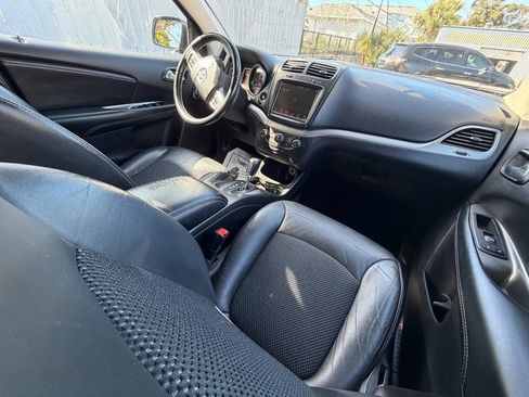 Used 2018 Dodge Journey Crossroad AWD/4WD image 8