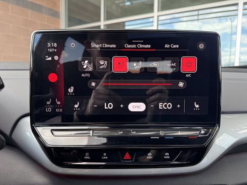 Used 2024 Volkswagen ID.4 S image 20