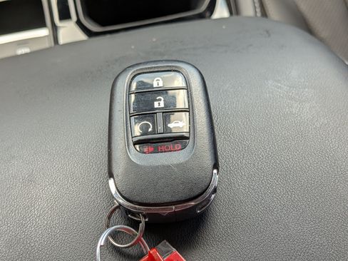 Used 2023 Honda Accord Touring image 37