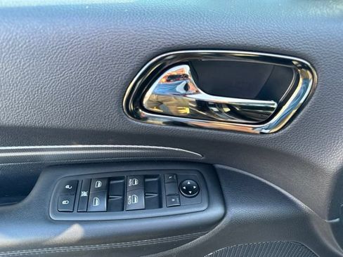 Used 2019 Dodge Durango GT w/ Blacktop Package AWD/4WD image 23