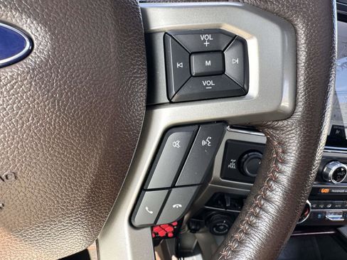 Used 2022 Ford F250 King Ranch w/ King Ranch Ultimate Package AWD/4WD image 19