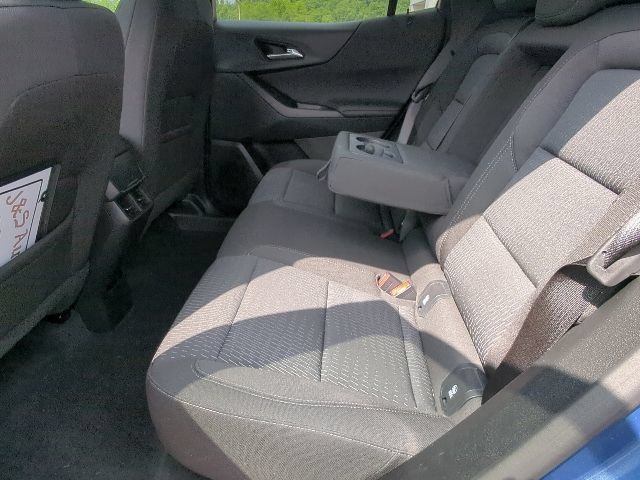 Used 2026 Chevrolet Equinox LT AWD/4WD image 22