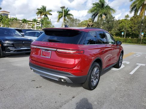 New 2026 Lincoln Corsair Premiere FWD image 4