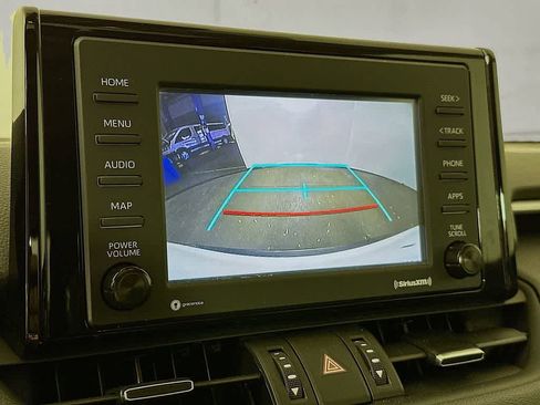 Used 2021 Toyota RAV4 XLE Premium image 28