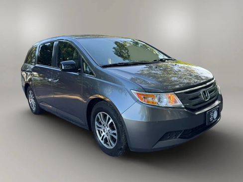 Used 2013 Honda Odyssey EX-L image 2